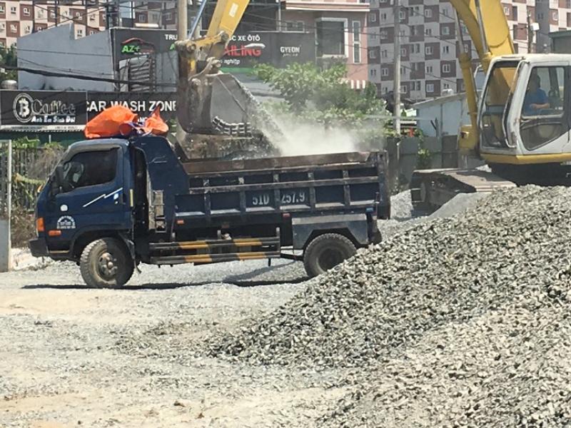 VLXD Song Phương điều phối xe giao đá 4x6 linh hoạt đến mọi công trình