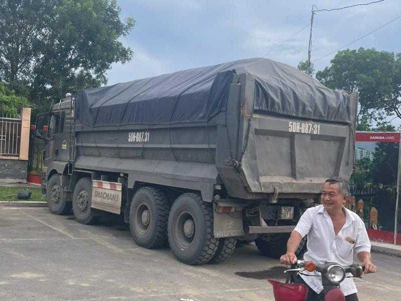 trung chuyển cát bê tông (38m³) công trình sửa chữa nhà ở kết hợp kinh doanh tại đường Hồng Bàng cho thầu xây dựng 