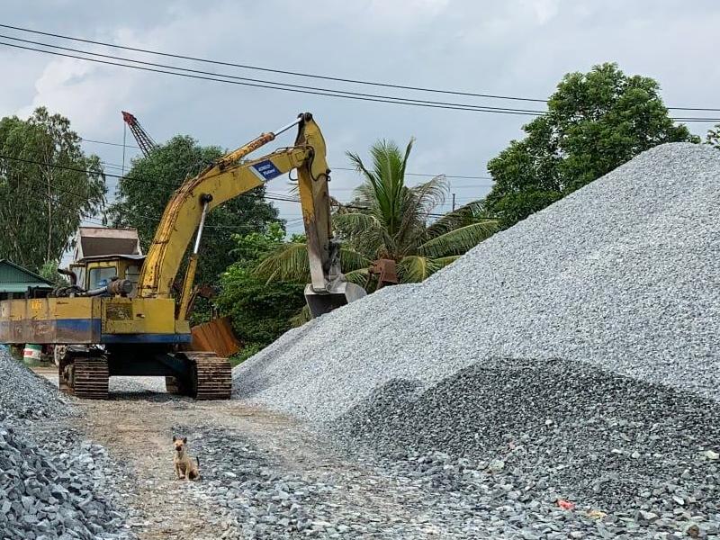 Giao đá mi (120m³) dự án xa cho nhà thầu tại khu Phước Long B