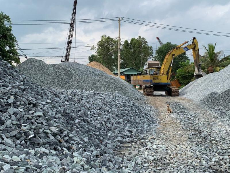 Giao đá 1x2 (15m³) phục vụ thi công móng nhà tại xã Phú Xuân cho thầu nhỏ