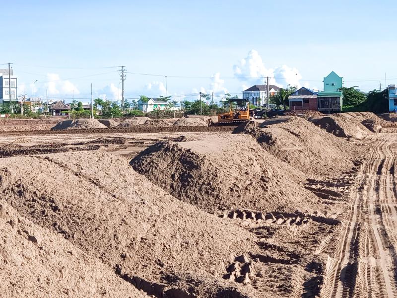 Giao cát san lấp (1.200m³) cho dự án khu dân cư tại đường Võ Văn Ngân, phường Linh Chiểu, chủ đầu tư 