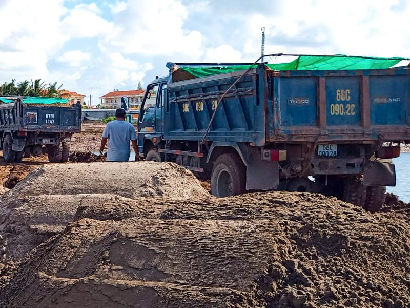 Giao cát san lấp (180m³) công trình nền nhà xưởng cho thầu tại Tân Phú Trung, Củ Chi